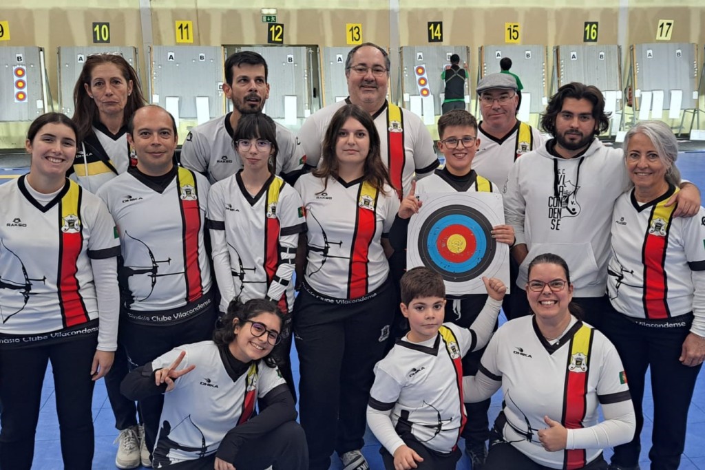 Tiro com Arco do Ginásio em Grande Destaque