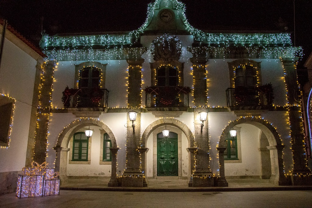 Município Garante Iluminação Natalícia em todo o Concelho