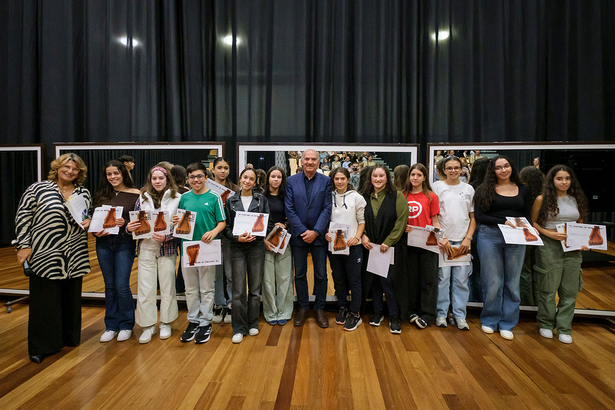 Os Escritores da Rocha Peixoto Também Sabem Versejar